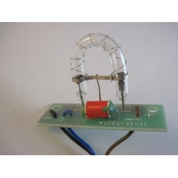 Bec stroboscopic oval pentru rampa luminoasa girofar TBD9721 Bec stroboscopic oval pentru rampa luminoasa girofar TBD9721